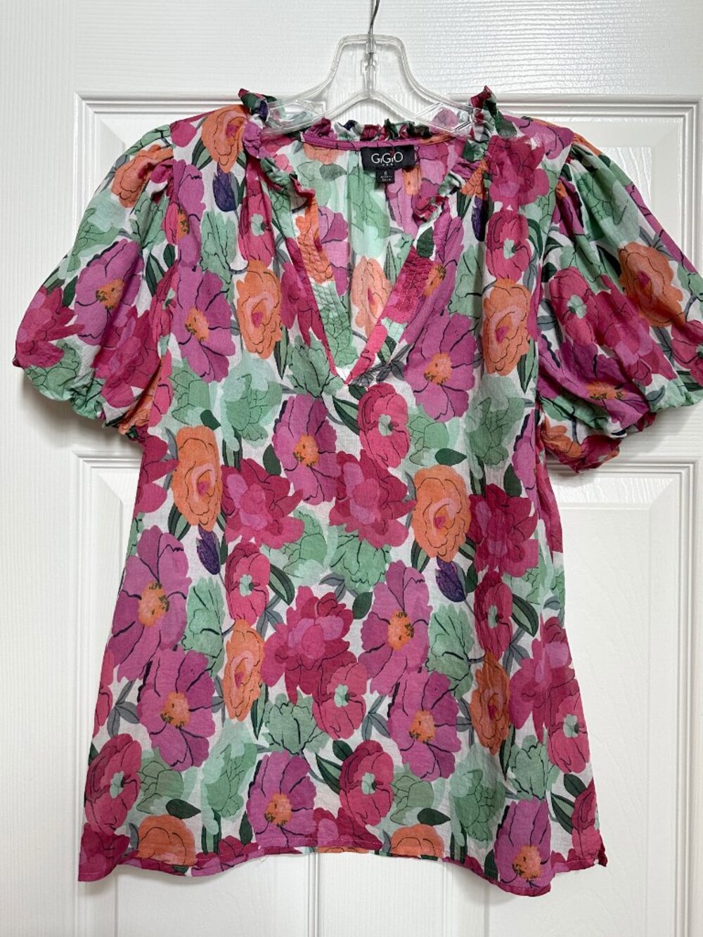 Gigio Puff Sleeve Floral Split Neck Blouse - Small
